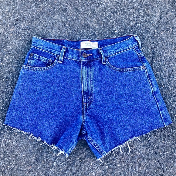 Vintage Levi Strauss Shorts - Picture 3 of 6